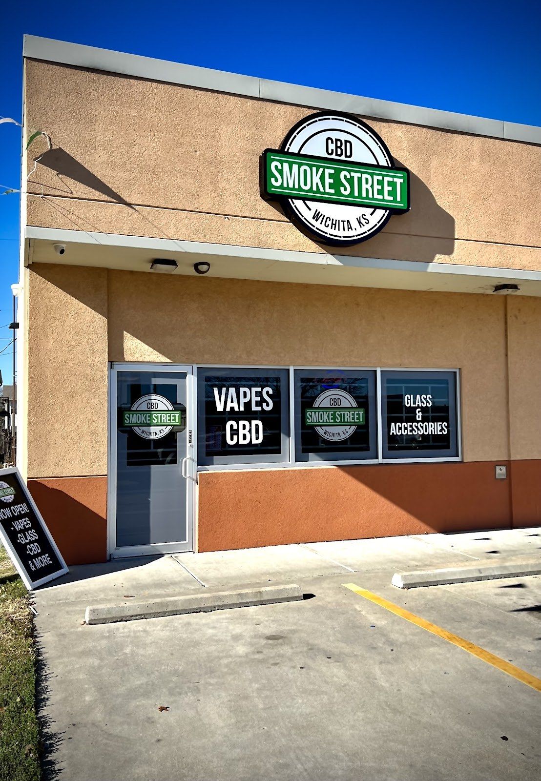 Smoke Street storefront at 1701 S Seneca St, Wichita